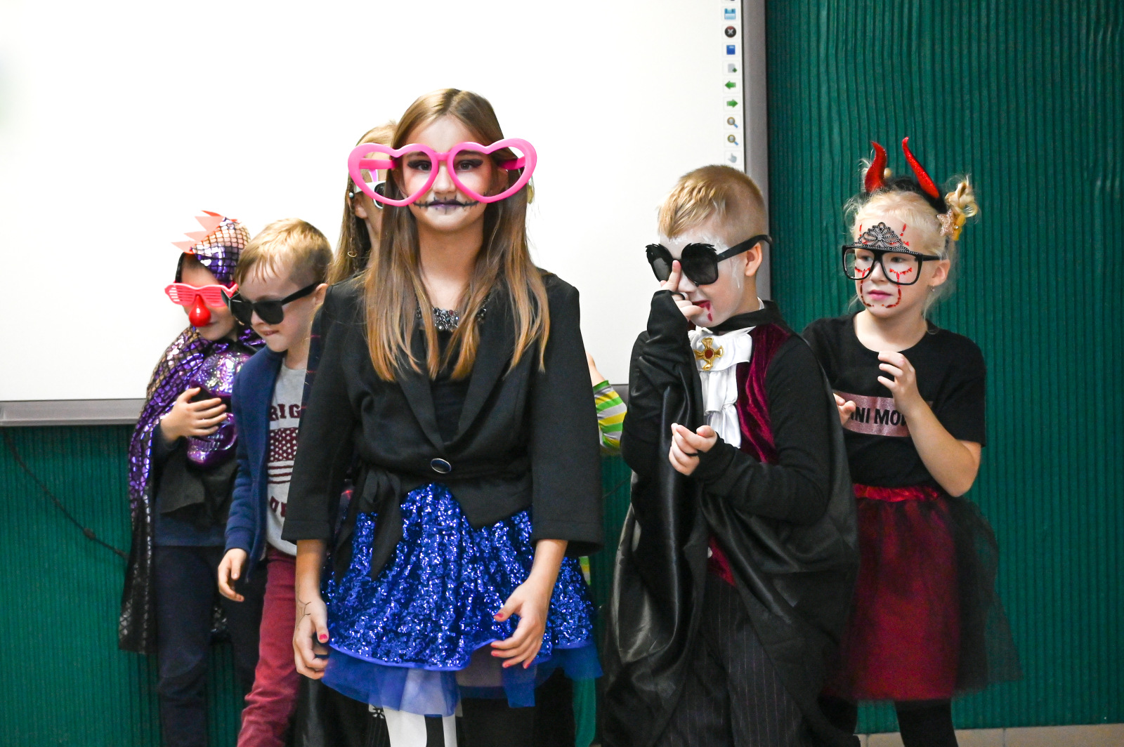HALLOWEEN YES KIDS PARTY 2022